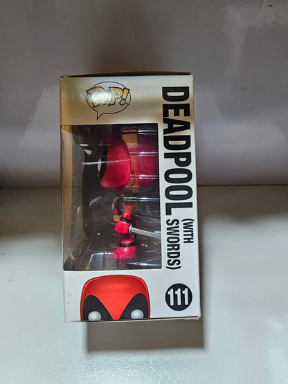 Funko Pop Marvel DeadPool 111 (La Caja puede no estar perfecta ver fotos)