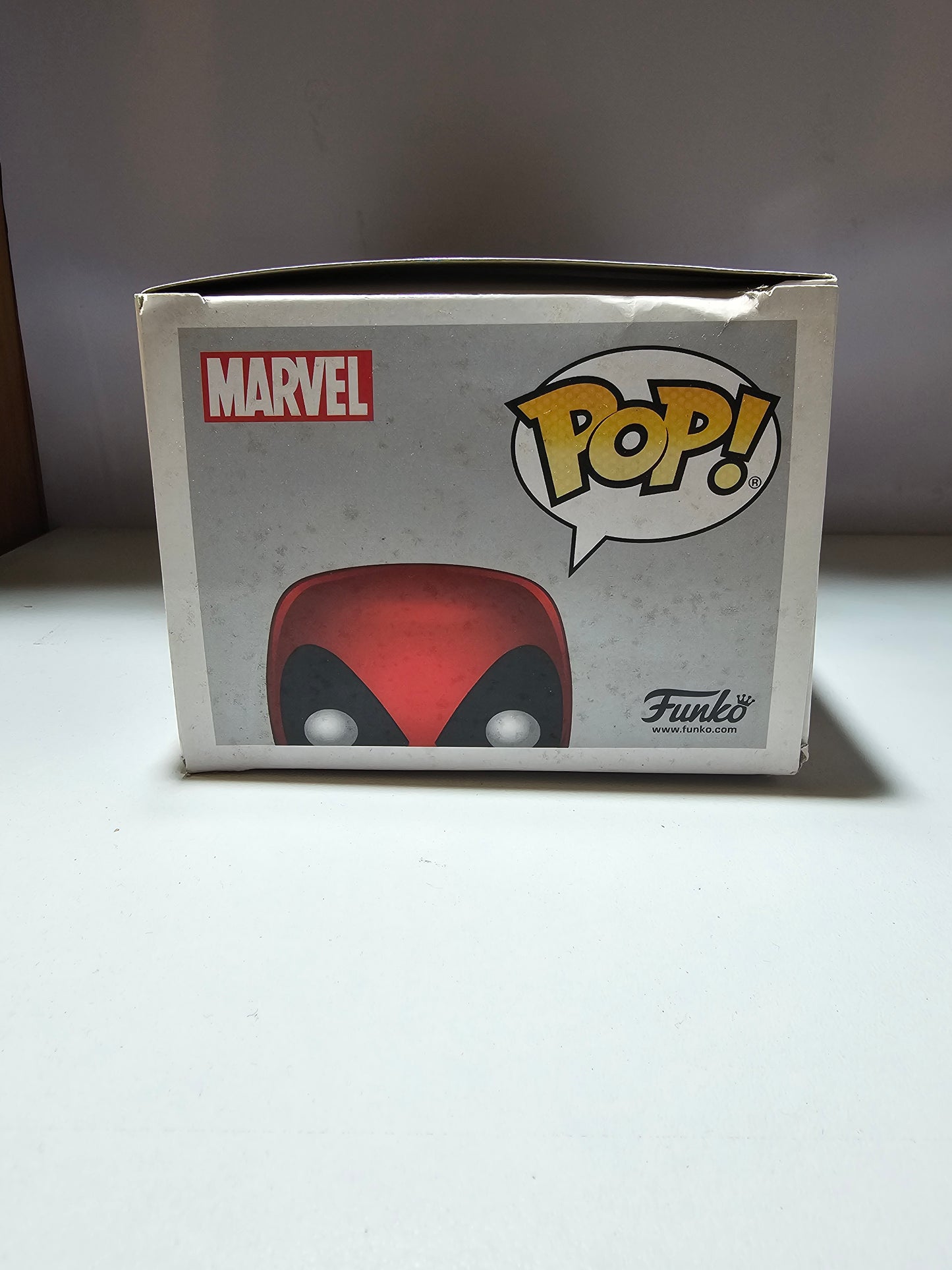 Funko Pop Marvel DeadPool 111 (La Caja puede no estar perfecta ver fotos)