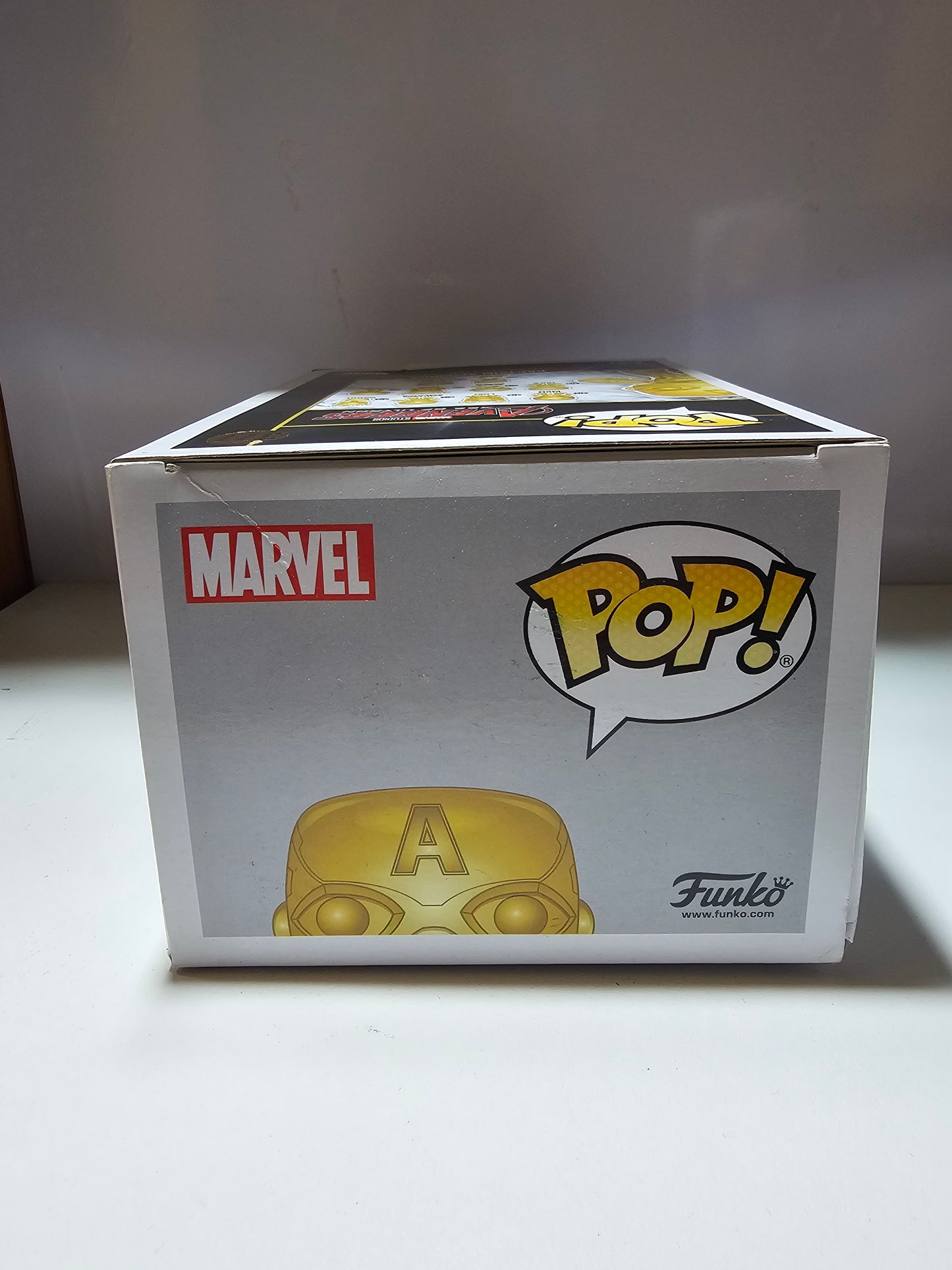 Funko Pop Marvel Captain America 377 (La Caja puede tener algún defecto Outlet)