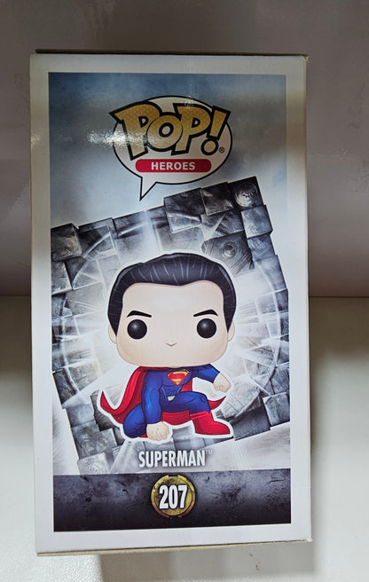 Funko Pop DC Comics Superman 207 Justice League (La Caja puede no estar perfecta ver fotos)