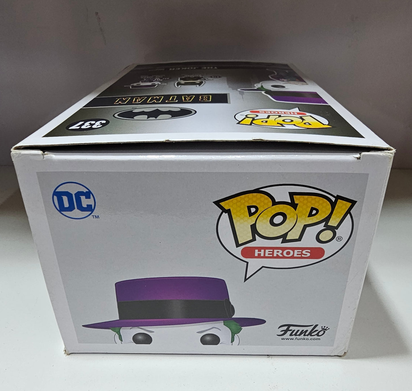 Funko Pop DC Comics Batman The Joker 337 (La Caja puede no estar perfecta ver fotos)